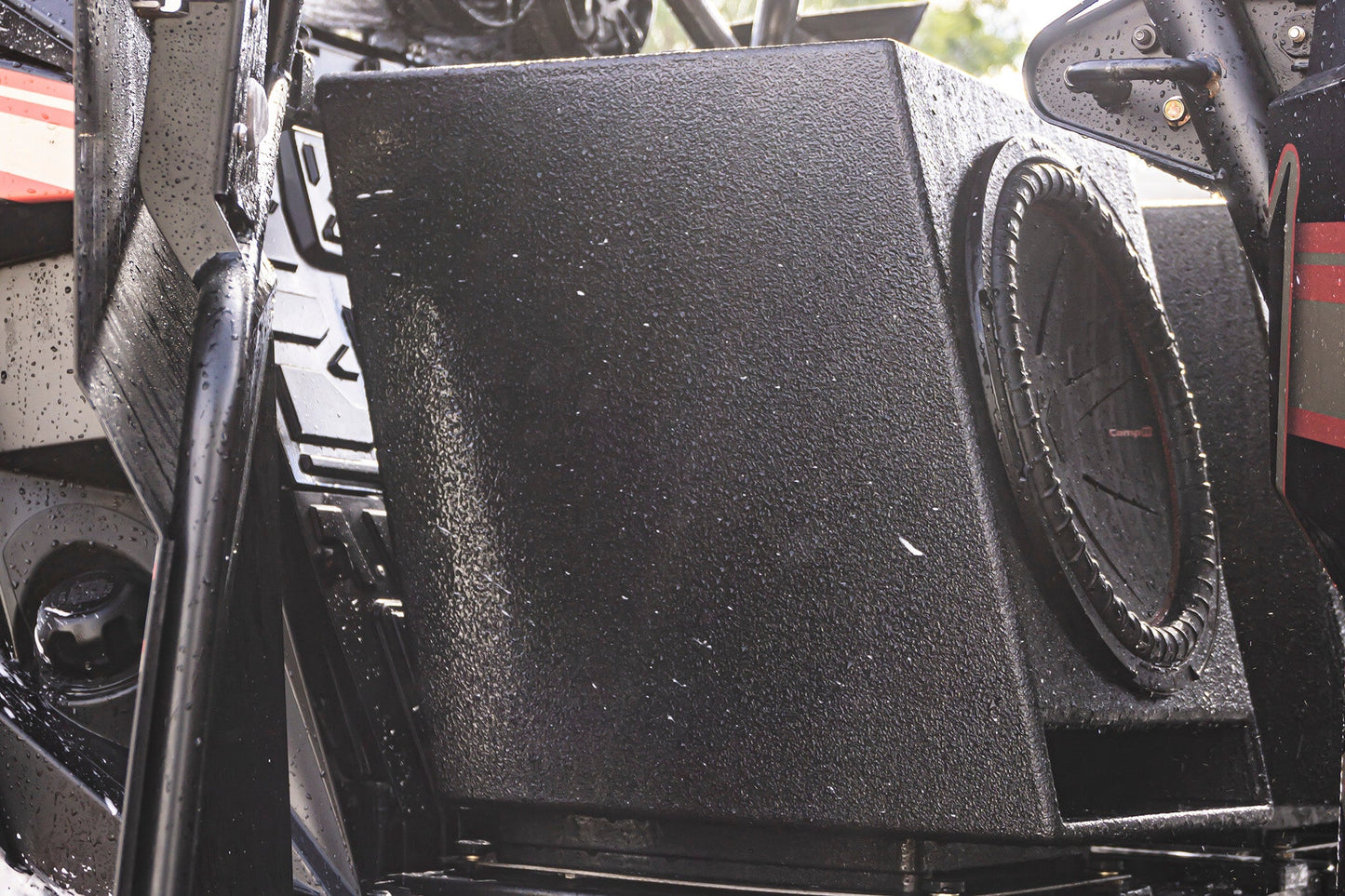 Vented 15" Seat Replacement Enclosure & 15" Comp-R Kicker® Subwoofer | UTVS-VENC-15-KICK